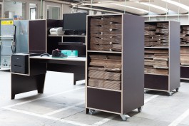 Möbeldesign Packstation Rollwagen Lagerung Pakete