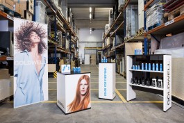 Innenarchitektur Design Kao Goldwell Messe Retailmöbel Stecksystem diverse Möbel 